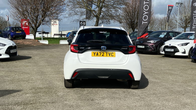 Toyota Yaris 1.5 Hybrid Design 5dr CVT Hybrid Hatchback